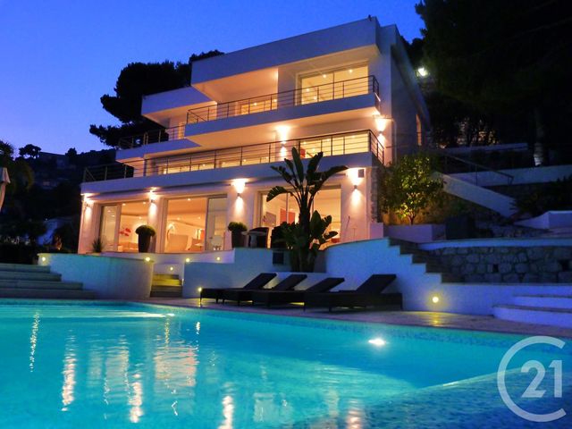 maison à vendre - 9 pièces - 470.0 m2 - VILLEFRANCHE SUR MER - 06 - PROVENCE-ALPES-COTE-D-AZUR - Century 21 Lafage Transactions maison à vendre - 9 pièces - 470.0 m2 - VILLEFRANCHE SUR MER - 06 - PROVENCE-ALPES-COTE-D-AZUR - Century 21 Lafage Transactions