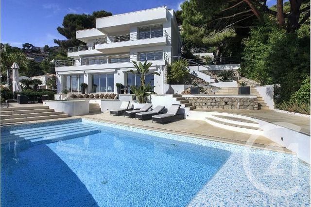 maison à vendre - 9 pièces - 470.0 m2 - VILLEFRANCHE SUR MER - 06 - PROVENCE-ALPES-COTE-D-AZUR - Century 21 Lafage Transactions maison à vendre - 9 pièces - 470.0 m2 - VILLEFRANCHE SUR MER - 06 - PROVENCE-ALPES-COTE-D-AZUR - Century 21 Lafage Transactions