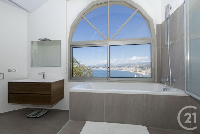 Afficher la photo en grand appartement à vendre - 4 pièces - 116.52 m2 - NICE - 06 - PROVENCE-ALPES-COTE-D-AZUR - Century 21 Lafage Transactions