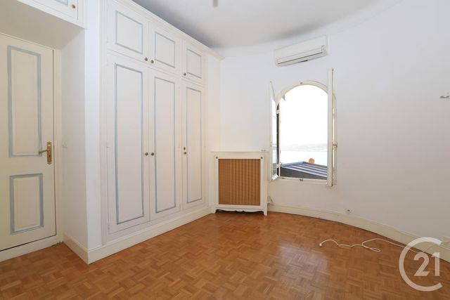 Appartement F3 à vendre - 3 pièces - 80.01 m2 - NICE - 06 - PROVENCE-ALPES-COTE-D-AZUR - Century 21 Lafage Transactions Appartement F3 à vendre - 3 pièces - 80.01 m2 - NICE - 06 - PROVENCE-ALPES-COTE-D-AZUR - Century 21 Lafage Transactions