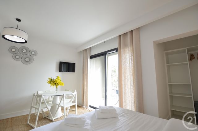Afficher la photo en grand Studio à vendre - 1 pièce - 25.6 m2 - EZE - 06 - PROVENCE-ALPES-COTE-D-AZUR - Century 21 Lafage Transactions