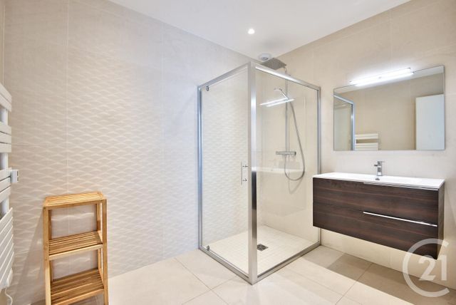 Appartement F3 à vendre - 3 pièces - 69.8 m2 - BEAULIEU SUR MER - 06 - PROVENCE-ALPES-COTE-D-AZUR - Century 21 Lafage Transactions Appartement F3 à vendre - 3 pièces - 69.8 m2 - BEAULIEU SUR MER - 06 - PROVENCE-ALPES-COTE-D-AZUR - Century 21 Lafage Transactions