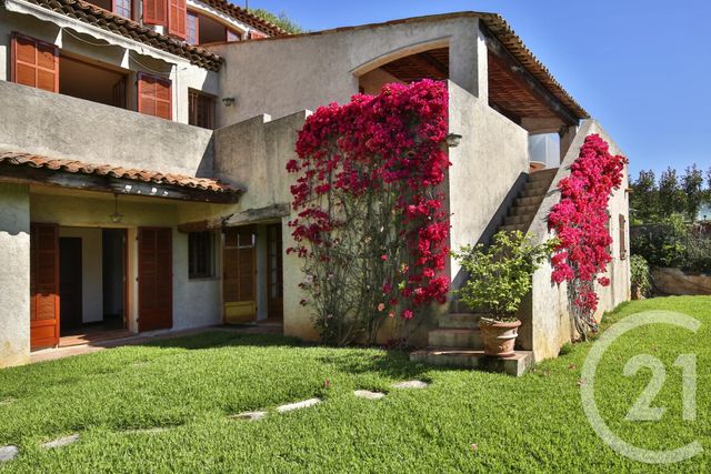 Afficher la photo en grand maison à vendre - 8 pièces - 303.0 m2 - ST JEAN CAP FERRAT - 06 - PROVENCE-ALPES-COTE-D-AZUR - Century 21 Lafage Transactions