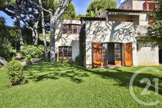 Afficher la photo en grand maison à vendre - 8 pièces - 303.0 m2 - ST JEAN CAP FERRAT - 06 - PROVENCE-ALPES-COTE-D-AZUR - Century 21 Lafage Transactions