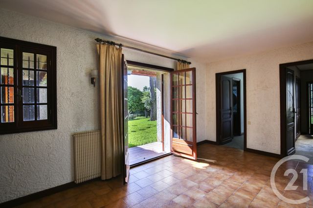 Afficher la photo en grand maison à vendre - 8 pièces - 303.0 m2 - ST JEAN CAP FERRAT - 06 - PROVENCE-ALPES-COTE-D-AZUR - Century 21 Lafage Transactions
