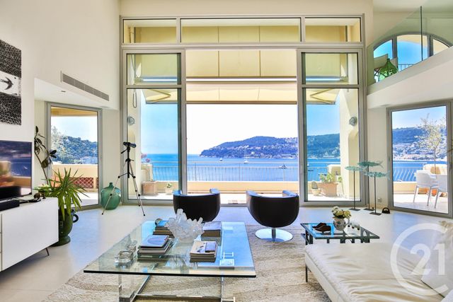 Afficher la photo en grand Appartement F6 à vendre - 6 pièces - 217.0 m2 - ST JEAN CAP FERRAT - 06 - PROVENCE-ALPES-COTE-D-AZUR - Century 21 Lafage Transactions