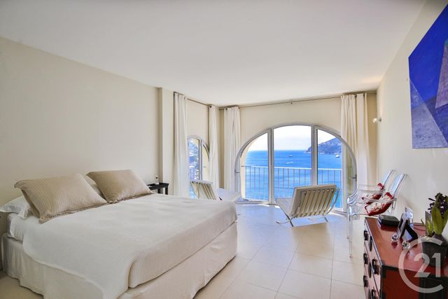 Afficher la photo en grand Appartement F6 à vendre - 6 pièces - 217.0 m2 - ST JEAN CAP FERRAT - 06 - PROVENCE-ALPES-COTE-D-AZUR - Century 21 Lafage Transactions