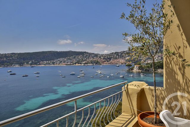 Afficher la photo en grand Appartement F6 à vendre - 6 pièces - 217.0 m2 - ST JEAN CAP FERRAT - 06 - PROVENCE-ALPES-COTE-D-AZUR - Century 21 Lafage Transactions