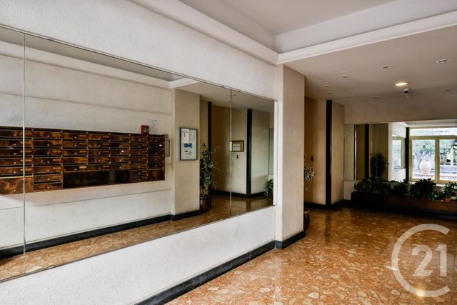 Appartement F4 à vendre - 4 pièces - 77.05 m2 - NICE - 06 - PROVENCE-ALPES-COTE-D-AZUR - Century 21 Lafage Transactions