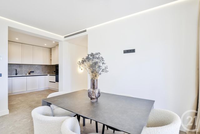 Appartement F3 à vendre - 3 pièces - 78.0 m2 - VILLEFRANCHE SUR MER - 06 - PROVENCE-ALPES-COTE-D-AZUR - Century 21 Lafage Transactions