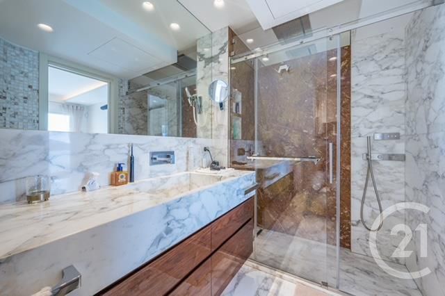 maison à vendre - 6 pièces - 215.0 m2 - VILLEFRANCHE SUR MER - 06 - PROVENCE-ALPES-COTE-D-AZUR - Century 21 Lafage Transactions