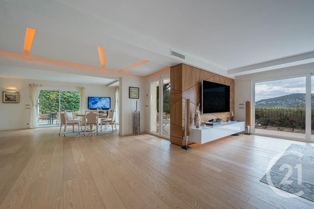 maison à vendre - 6 pièces - 215.0 m2 - VILLEFRANCHE SUR MER - 06 - PROVENCE-ALPES-COTE-D-AZUR - Century 21 Lafage Transactions