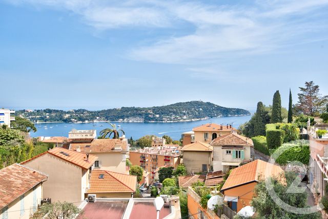 Afficher la photo en grand Appartement F4 à vendre - 4 pièces - 86.47 m2 - VILLEFRANCHE SUR MER - 06 - PROVENCE-ALPES-COTE-D-AZUR - Century 21 Lafage Transactions