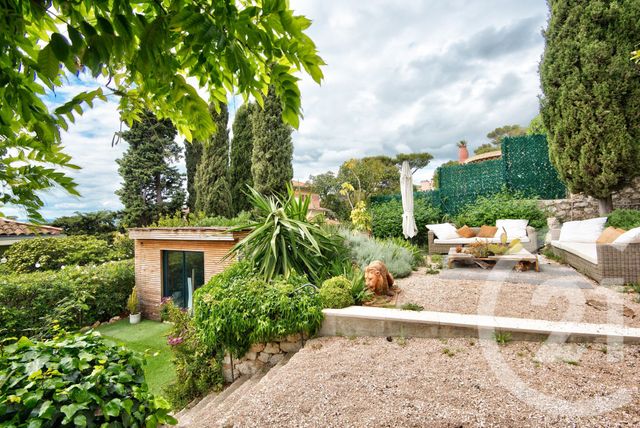 Afficher la photo en grand maison à vendre - 6 pièces - 190.0 m2 - VILLEFRANCHE SUR MER - 06 - PROVENCE-ALPES-COTE-D-AZUR - Century 21 Lafage Transactions