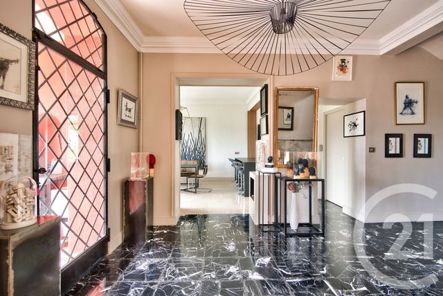 Afficher la photo en grand maison à vendre - 6 pièces - 190.0 m2 - VILLEFRANCHE SUR MER - 06 - PROVENCE-ALPES-COTE-D-AZUR - Century 21 Lafage Transactions