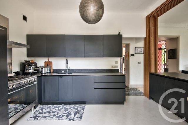 Afficher la photo en grand maison à vendre - 6 pièces - 190.0 m2 - VILLEFRANCHE SUR MER - 06 - PROVENCE-ALPES-COTE-D-AZUR - Century 21 Lafage Transactions