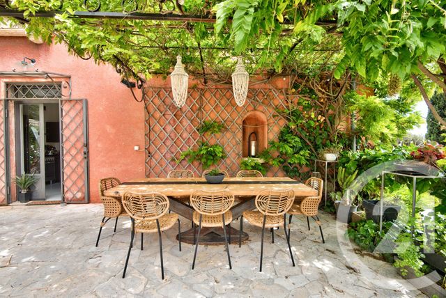 Afficher la photo en grand maison à vendre - 6 pièces - 190.0 m2 - VILLEFRANCHE SUR MER - 06 - PROVENCE-ALPES-COTE-D-AZUR - Century 21 Lafage Transactions