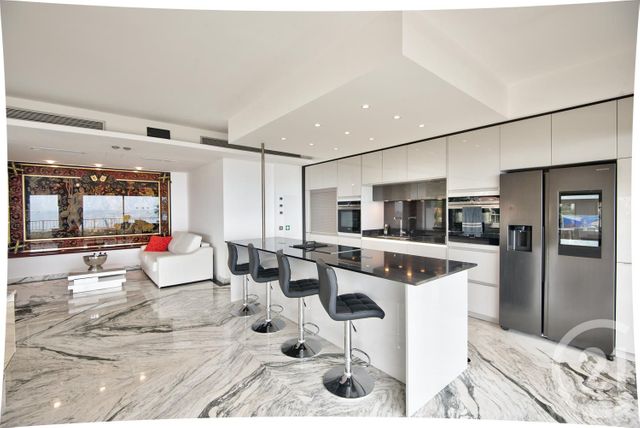 Appartement F5 à vendre - 5 pièces - 247.71 m2 - MENTON - 06 - PROVENCE-ALPES-COTE-D-AZUR - Century 21 Lafage Transactions