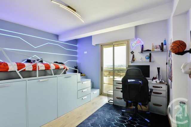 maison à vendre - 9 pièces - 267.25 m2 - NICE - 06 - PROVENCE-ALPES-COTE-D-AZUR - Century 21 Lafage Transactions