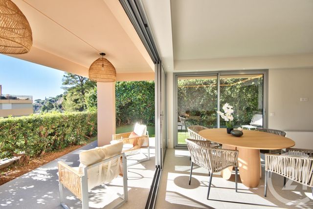 Appartement F3 à vendre - 3 pièces - 77.75 m2 - VILLEFRANCHE SUR MER - 06 - PROVENCE-ALPES-COTE-D-AZUR - Century 21 Lafage Transactions