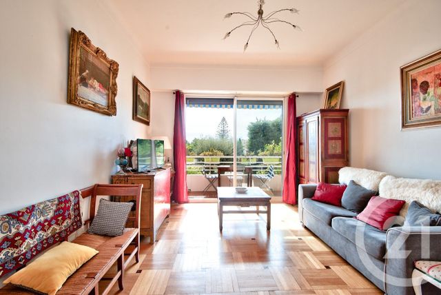 Afficher la photo en grand Appartement F2 à vendre - 2 pièces - 56.0 m2 - BEAULIEU SUR MER - 06 - PROVENCE-ALPES-COTE-D-AZUR - Century 21 Lafage Transactions