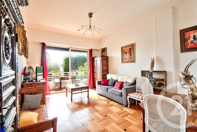 Afficher la photo en grand Appartement F2 à vendre - 2 pièces - 56.0 m2 - BEAULIEU SUR MER - 06 - PROVENCE-ALPES-COTE-D-AZUR - Century 21 Lafage Transactions