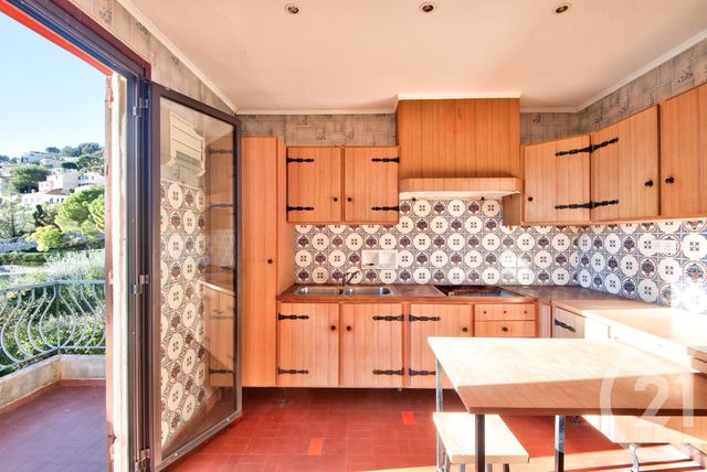 maison à vendre - 8 pièces - 159.0 m2 - VILLEFRANCHE SUR MER - 06 - PROVENCE-ALPES-COTE-D-AZUR - Century 21 Lafage Transactions