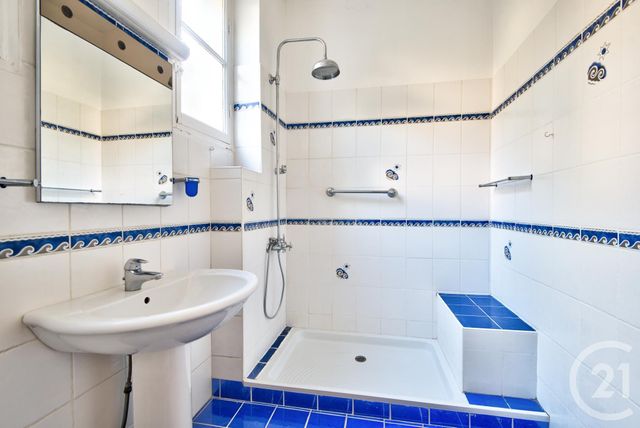 maison à vendre - 8 pièces - 159.0 m2 - VILLEFRANCHE SUR MER - 06 - PROVENCE-ALPES-COTE-D-AZUR - Century 21 Lafage Transactions