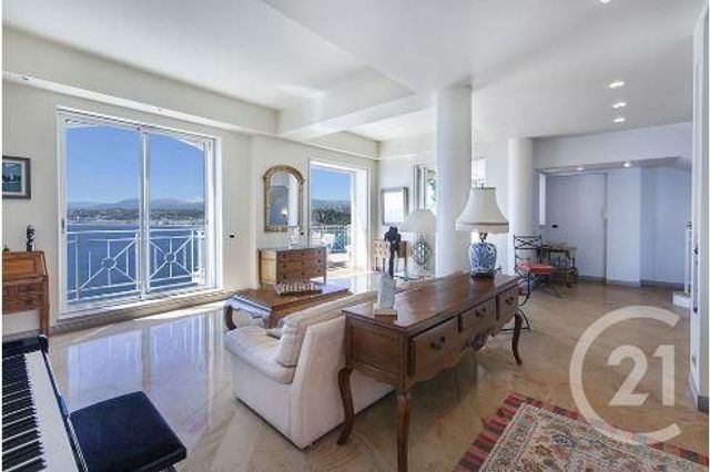 maison à vendre - 9 pièces - 320.0 m2 - NICE - 06 - PROVENCE-ALPES-COTE-D-AZUR - Century 21 Lafage Transactions