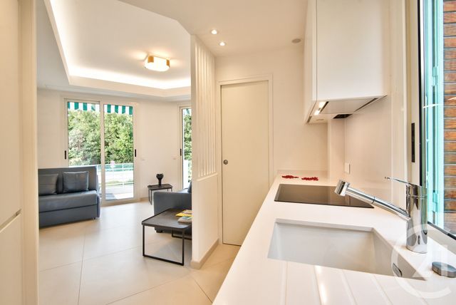 Appartement F1 à vendre - 1 pièce - 36.38 m2 - ST JEAN CAP FERRAT - 06 - PROVENCE-ALPES-COTE-D-AZUR - Century 21 Lafage Transactions