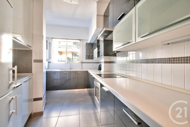 Appartement F4 à vendre - 4 pièces - 87.0 m2 - BEAULIEU SUR MER - 06 - PROVENCE-ALPES-COTE-D-AZUR - Century 21 Lafage Transactions