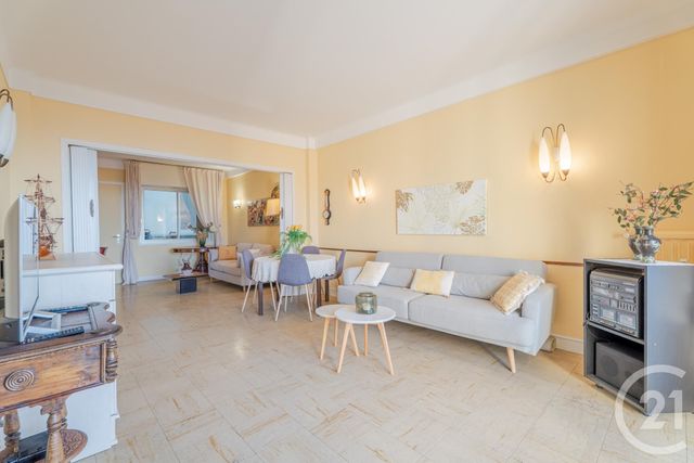 Appartement F2 à vendre - 2 pièces - 82.0 m2 - VILLEFRANCHE SUR MER - 06 - PROVENCE-ALPES-COTE-D-AZUR - Century 21 Lafage Transactions