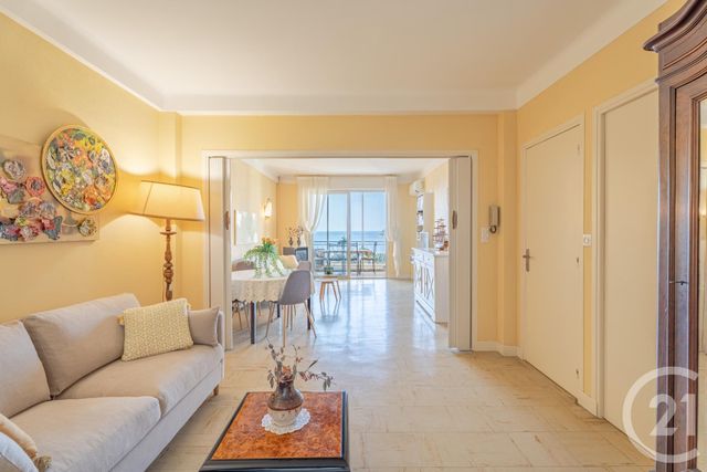 Appartement F2 à vendre - 2 pièces - 82.0 m2 - VILLEFRANCHE SUR MER - 06 - PROVENCE-ALPES-COTE-D-AZUR - Century 21 Lafage Transactions