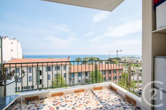 Appartement F4 à vendre - 4 pièces - 74.0 m2 - NICE - 06 - PROVENCE-ALPES-COTE-D-AZUR - Century 21 Lafage Transactions