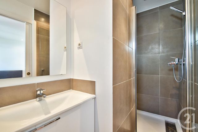 Appartement F4 à vendre - 4 pièces - 80.48 m2 - VILLEFRANCHE SUR MER - 06 - PROVENCE-ALPES-COTE-D-AZUR - Century 21 Lafage Transactions