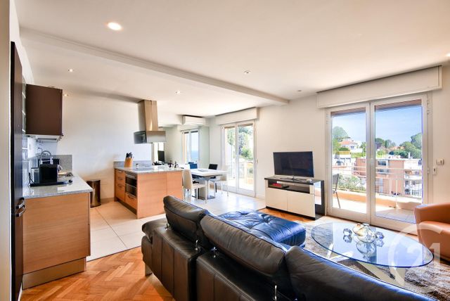 Appartement F4 à vendre - 4 pièces - 80.48 m2 - VILLEFRANCHE SUR MER - 06 - PROVENCE-ALPES-COTE-D-AZUR - Century 21 Lafage Transactions