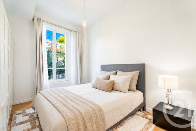 Appartement F4 à vendre - 4 pièces - 95.42 m2 - BEAULIEU SUR MER - 06 - PROVENCE-ALPES-COTE-D-AZUR - Century 21 Lafage Transactions
