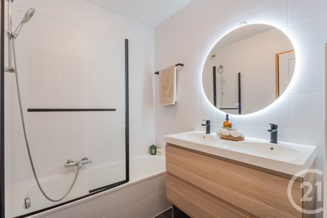 Appartement F4 à vendre - 4 pièces - 114.0 m2 - EZE - 06 - PROVENCE-ALPES-COTE-D-AZUR - Century 21 Lafage Transactions