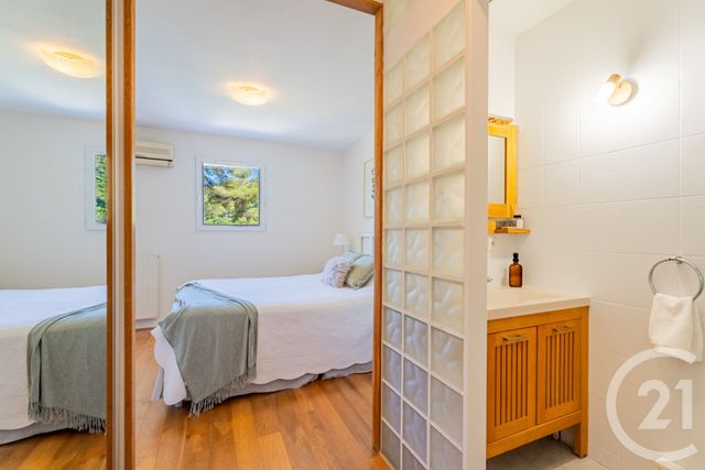 Appartement F4 à vendre - 4 pièces - 114.0 m2 - EZE - 06 - PROVENCE-ALPES-COTE-D-AZUR - Century 21 Lafage Transactions