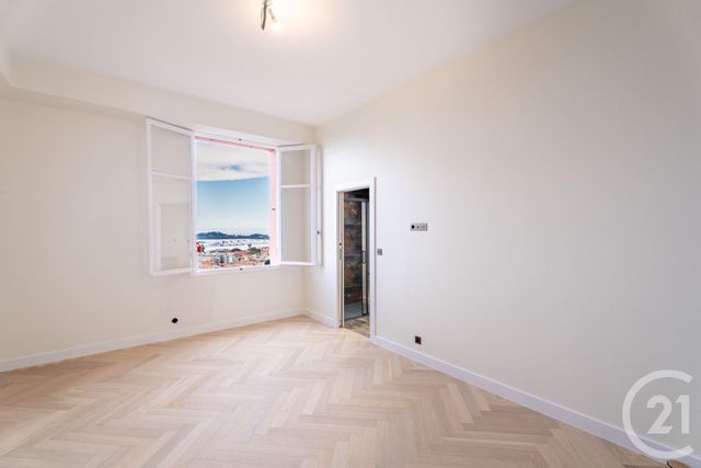 Appartement T4 à vendre - 4 pièces - 190.28 m2 - BEAULIEU SUR MER - 06 - PROVENCE-ALPES-COTE-D-AZUR - Century 21 Lafage Transactions