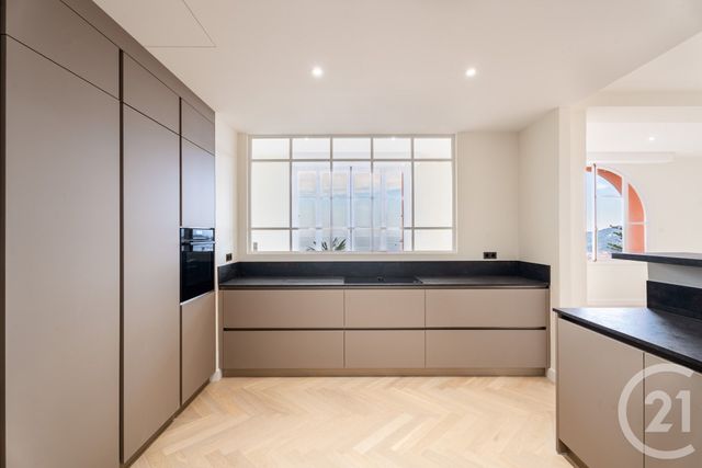 Appartement T4 à vendre - 4 pièces - 190.28 m2 - BEAULIEU SUR MER - 06 - PROVENCE-ALPES-COTE-D-AZUR - Century 21 Lafage Transactions