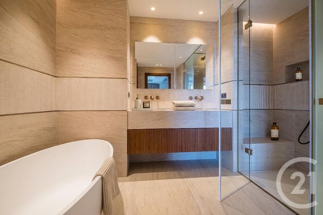 maison à vendre - 8 pièces - 430.0 m2 - NICE - 06 - PROVENCE-ALPES-COTE-D-AZUR - Century 21 Lafage Transactions