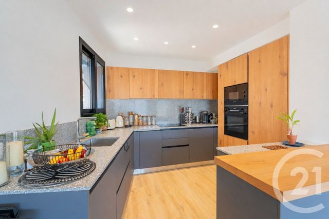 Appartement F2 bis à vendre - 4 pièces - 118.0 m2 - BEAULIEU SUR MER - 06 - PROVENCE-ALPES-COTE-D-AZUR - Century 21 Lafage Transactions