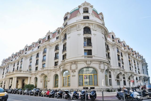Appartement F2 à vendre - 2 pièces - 66.89 m2 - NICE - 06 - PROVENCE-ALPES-COTE-D-AZUR - Century 21 Lafage Transactions