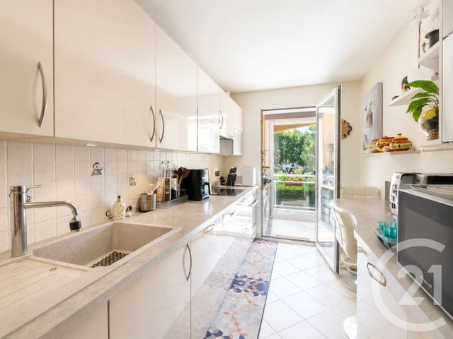 Appartement F3 à vendre - 3 pièces - 66.94 m2 - EZE - 06 - PROVENCE-ALPES-COTE-D-AZUR - Century 21 Lafage Transactions