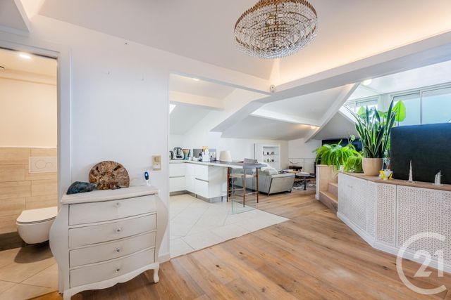 Appartement F3 à vendre - 3 pièces - 139.18 m2 - BEAULIEU SUR MER - 06 - PROVENCE-ALPES-COTE-D-AZUR - Century 21 Lafage Transactions