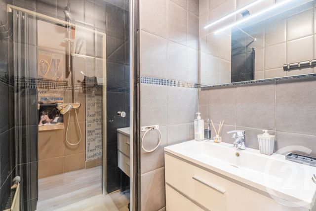 Appartement F5 à vendre - 5 pièces - 97.04 m2 - EZE - 06 - PROVENCE-ALPES-COTE-D-AZUR - Century 21 Lafage Transactions