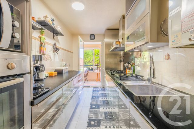 Appartement F5 à vendre - 5 pièces - 97.04 m2 - EZE - 06 - PROVENCE-ALPES-COTE-D-AZUR - Century 21 Lafage Transactions
