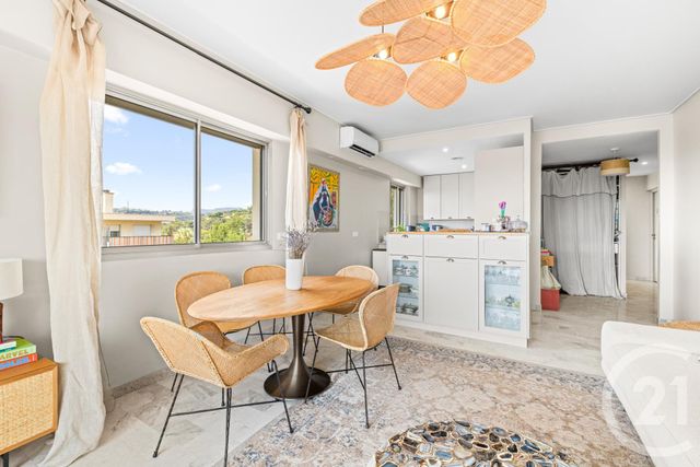 Appartement F3 à vendre - 3 pièces - 71.08 m2 - NICE - 06 - PROVENCE-ALPES-COTE-D-AZUR - Century 21 Lafage Transactions