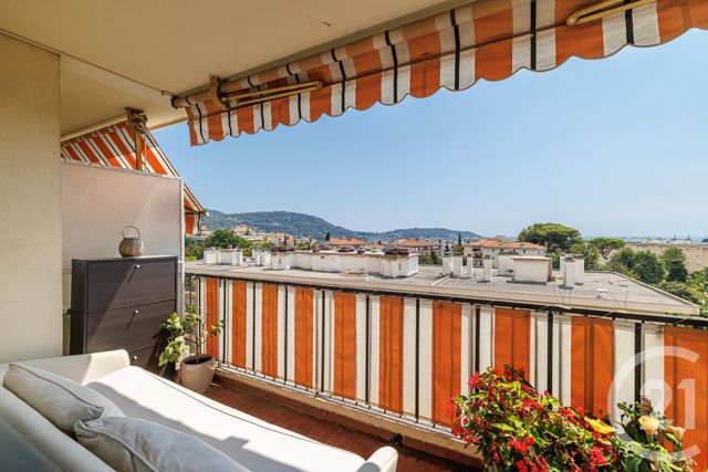 Appartement F3 à vendre - 3 pièces - 71.08 m2 - NICE - 06 - PROVENCE-ALPES-COTE-D-AZUR - Century 21 Lafage Transactions